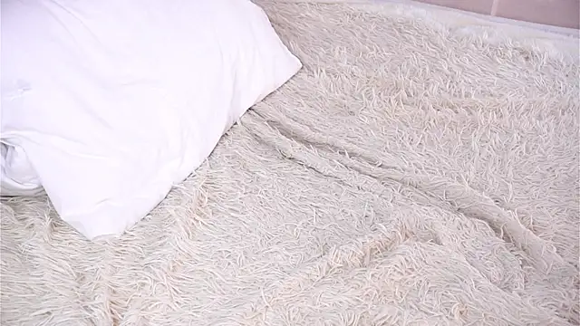 FalineBeacher live sex cam