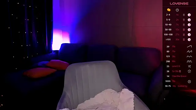 AnyaTaylor_ webcam