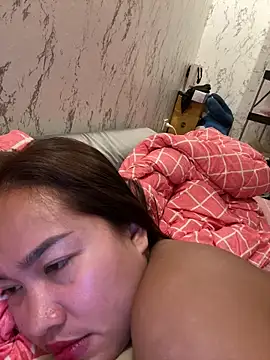 Ponthip webcam