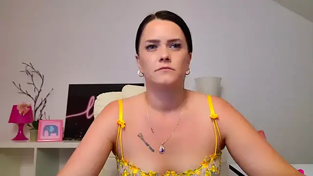 NicolSparkleX webcam