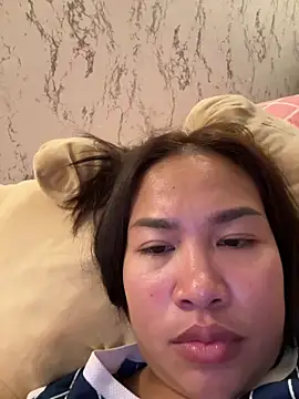 Ponthip live cam on StripChat