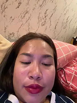 Ponthip webcam