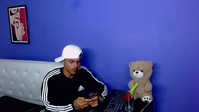Angel_foxc13 webcam