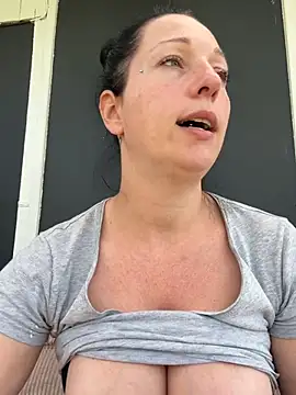 Viola_Beck