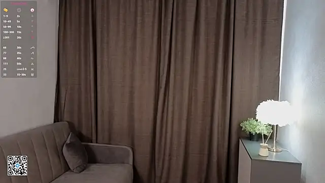CarolannMirjah webcam