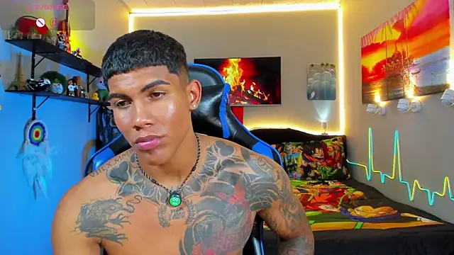 damian_latinxxx - Damian_latinxxx's free webcam - UK Sex Cams