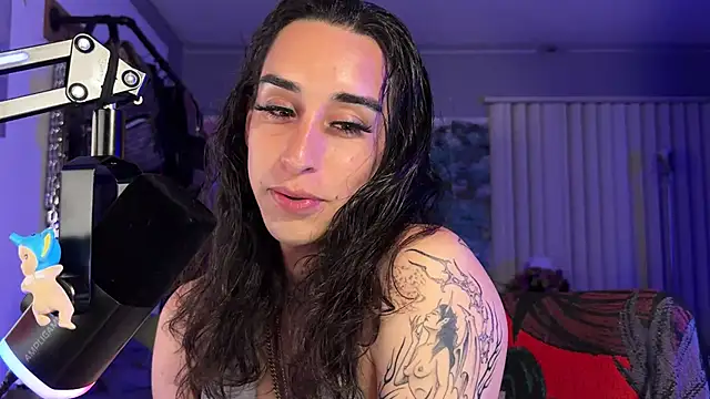 Vaveley - Trans webcam sex chat