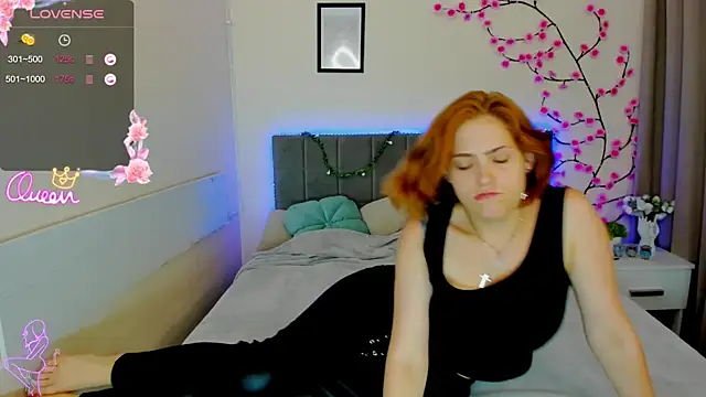 DellaRows webcam