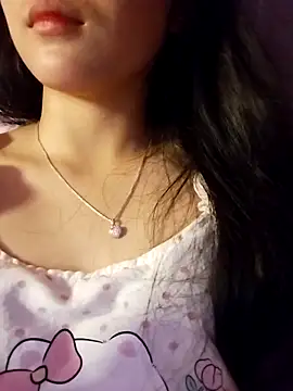 baa-bee22 (F teen) - Hij