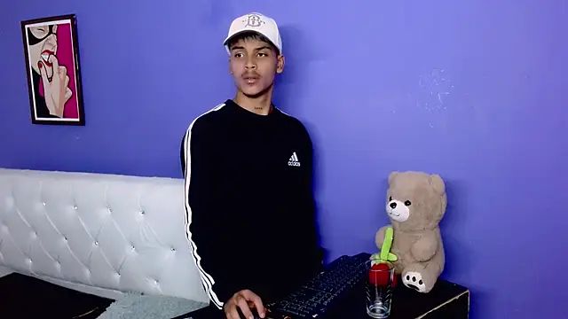 Angel_foxc13 webcam