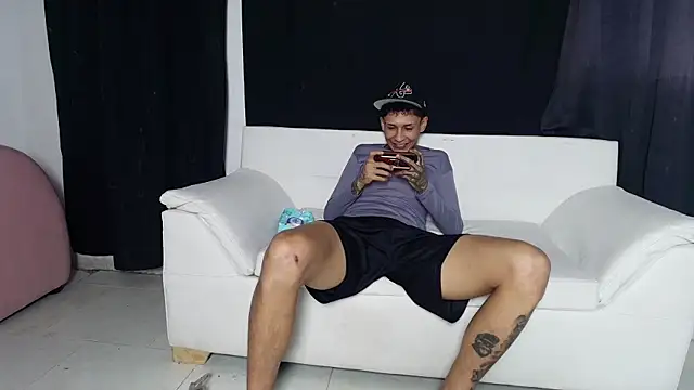 self_love46 webcam