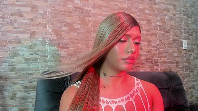 Dreams_Chloe webcam