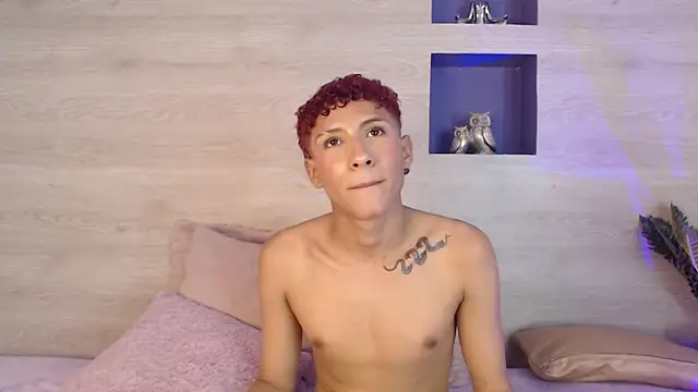 wicked_angelXO live cam on StripChat