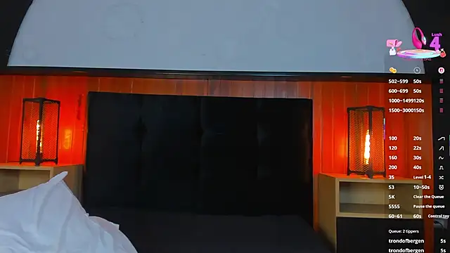 Leo_Savage_ webcam