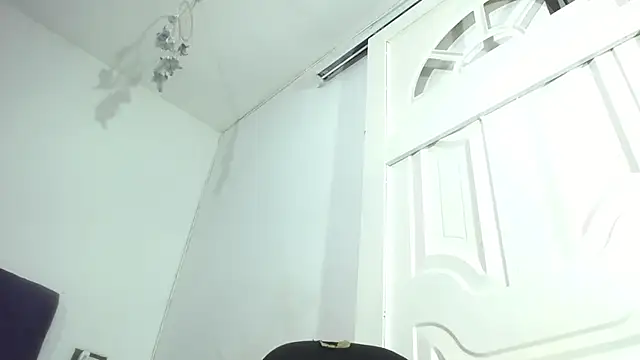 Squirter_pussybomb webcam