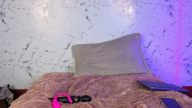 andrea_miller1 webcam