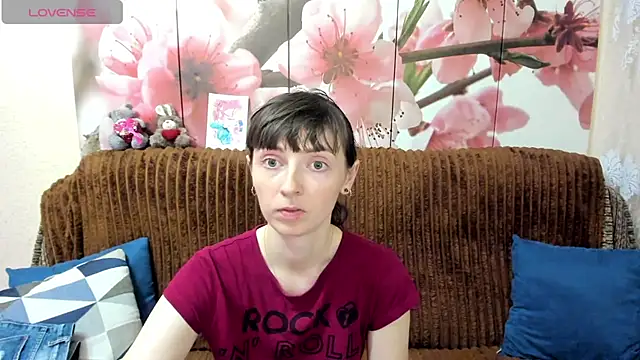TayanaJons webcam