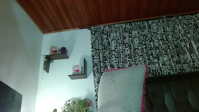 DULCE_ZOE webcam