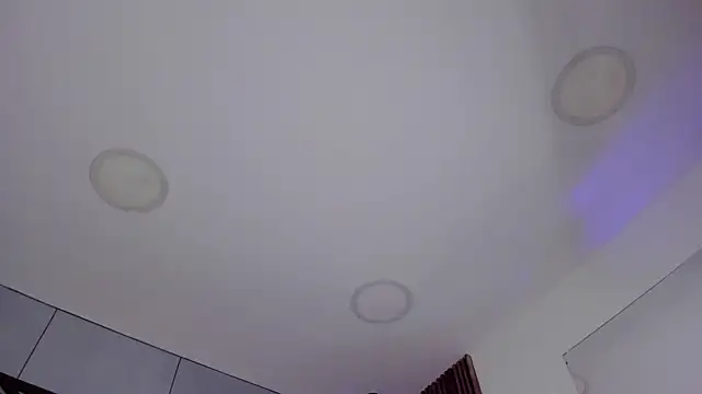 b_wild - B_Wild's free webcam - UK Sex Cams