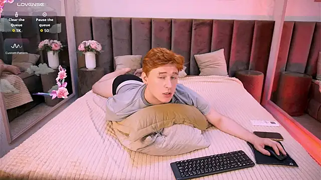 _yummytony_ - _YummyTony_'s free webcam - UK Sex Cams