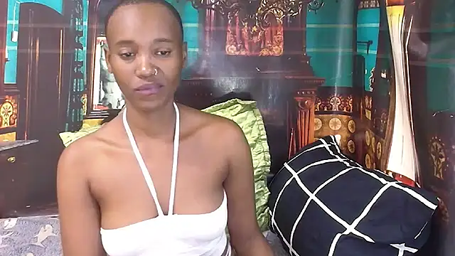 EbonyOlive69 webcam