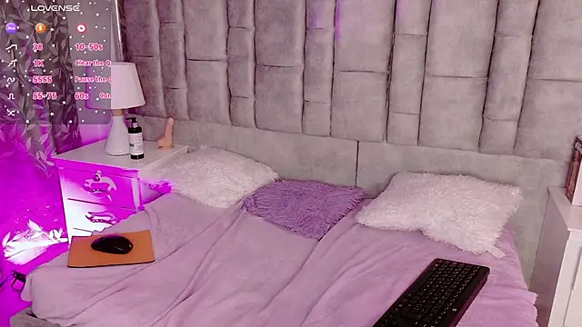 Ayla_Han webcam