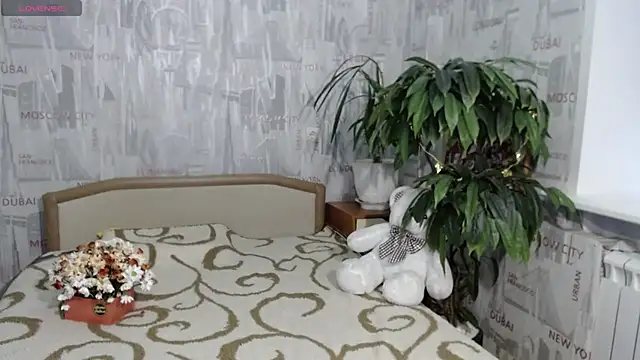 GinaQSoul webcam