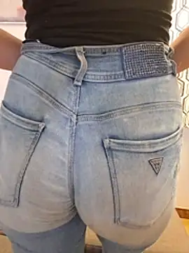 Dayana2022 webcam