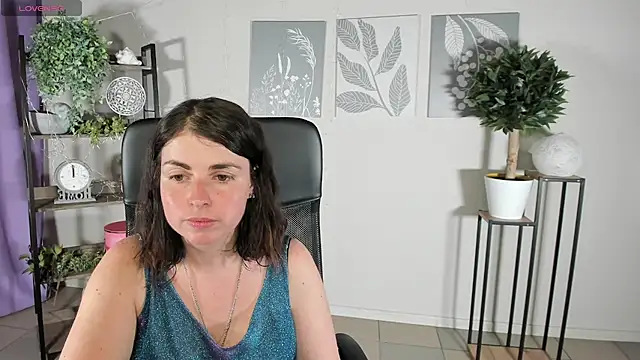 MartaEdams webcam