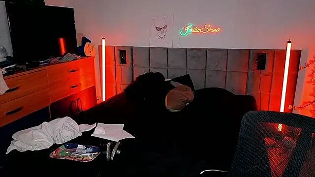 JordanShow webcam
