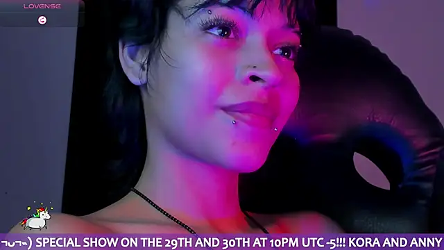 Anny_Kiitty webcam