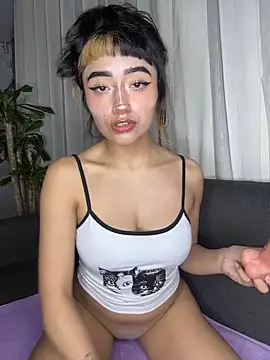 baby_akuma webcam