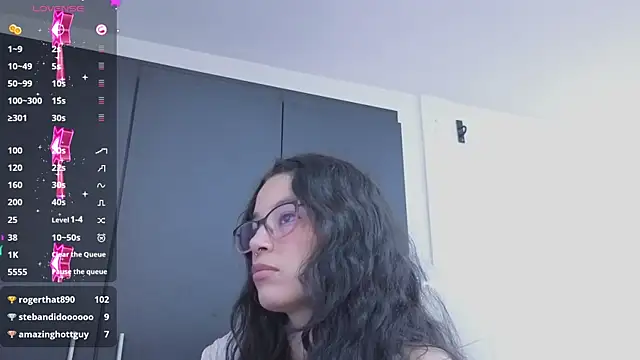 Samantha_bloww1
