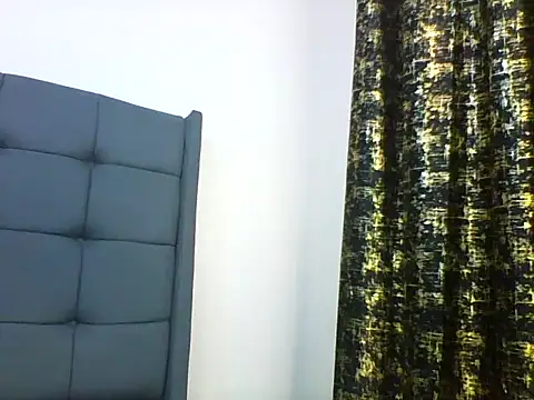 lil_megg webcam