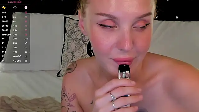 LianaFord webcam