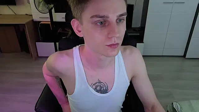 angryzan webcam