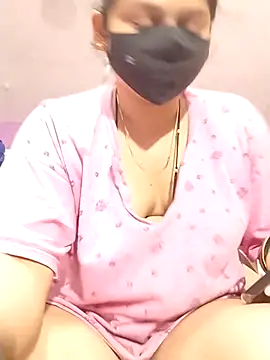 Priyanka_30 webcam