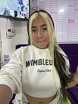 ManuelaVeeleez webcam