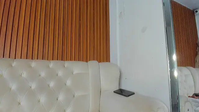 Brenda_Thomp webcam