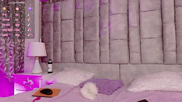 Ayla_Han webcam