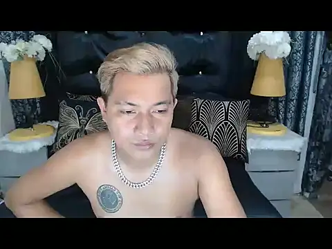 PRIMOLOVEXX webcam