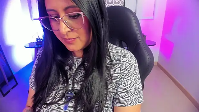 Amber_gold_ webcam