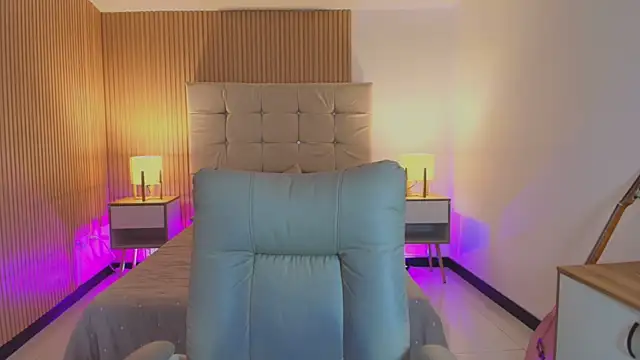 Baby_Venuss webcam