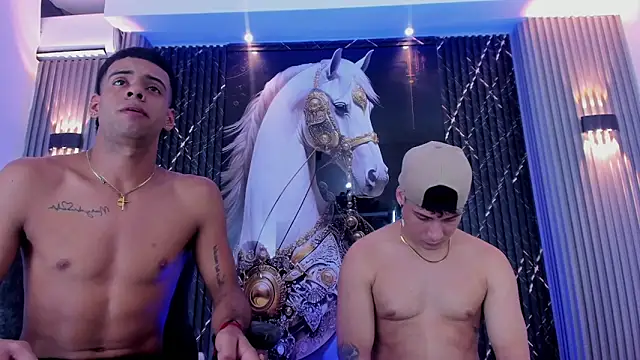 the_knights_of_the_night_ webcam