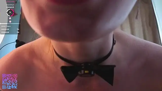 SoniaScott live cam on StripChat