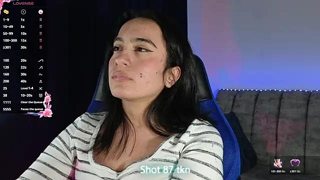 ZaraDames_ webcam