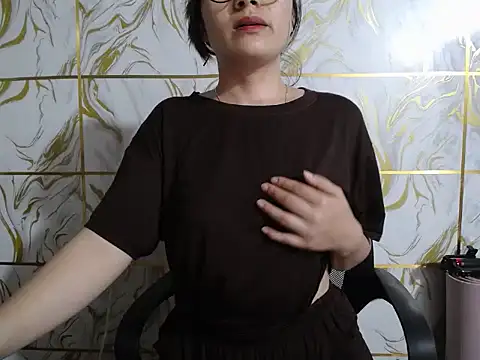 Lyzizi_lovely09 webcam