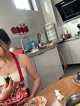 aniani11 (F mature) - 裸体喷水💦💦