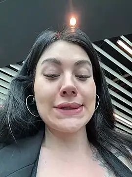 Wet__Bunny webcam