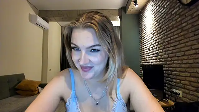 fifteenpoem webcam